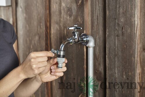 Gardena Prípojka na ventil veľká 2908-20