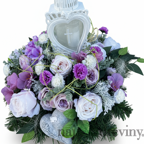 Ikebana s kahancom srdce viery - s krížom a kvetmi