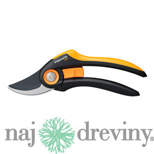 Nožnice FISKARS PLUS P521 ručné dvojsečné 1057167