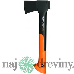 Sekera FISKARS X7 univerzálna na kempovanie 121423