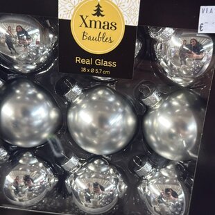 Sklenené vianočné gule - strieborné (18ks)