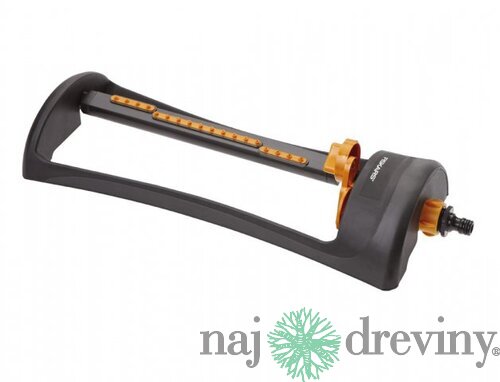 Zavlažovač FISKARS šetriaci vodu 1023662